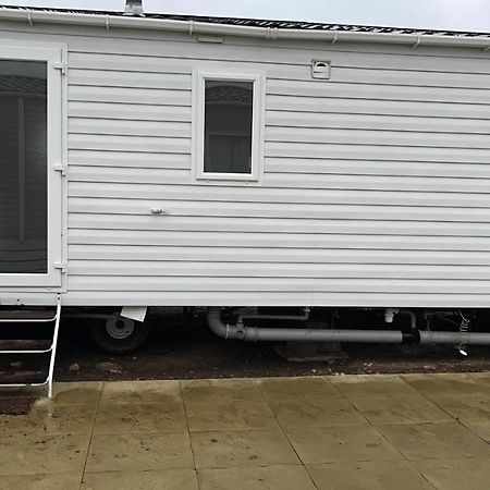 Отель Oyster Etchingham Seaview Уитстабл Экстерьер фото