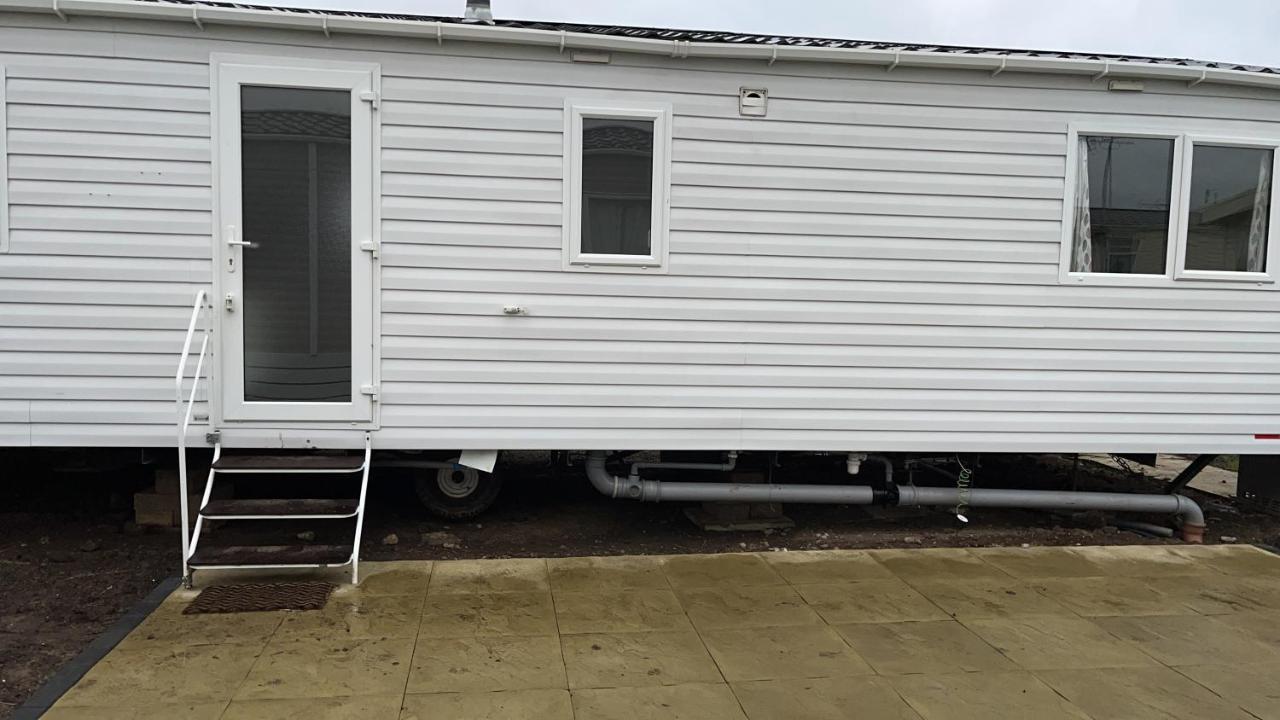 Отель Oyster Etchingham Seaview Уитстабл Экстерьер фото